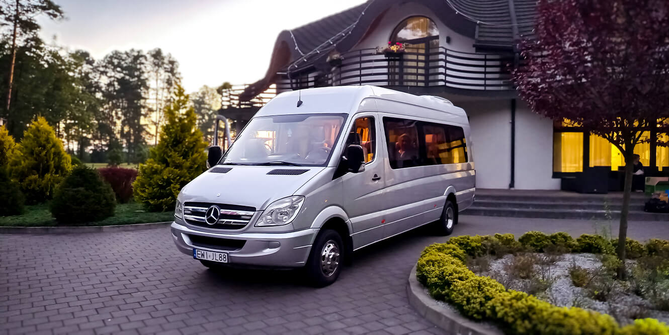 MajTRAVEL - Przewóz osób, wynajem pojazdów