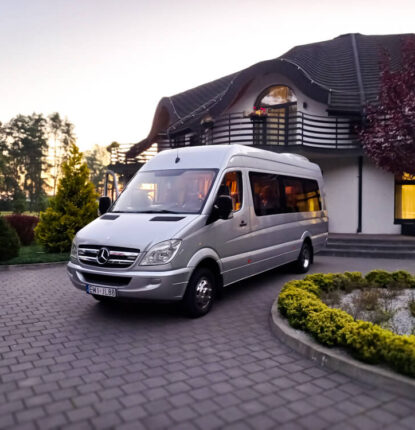 MajTRAVEL - Przewóz osób, wynajem pojazdów