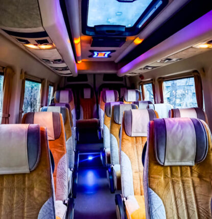 MajTRAVEL - Przewóz osób, wynajem pojazdów